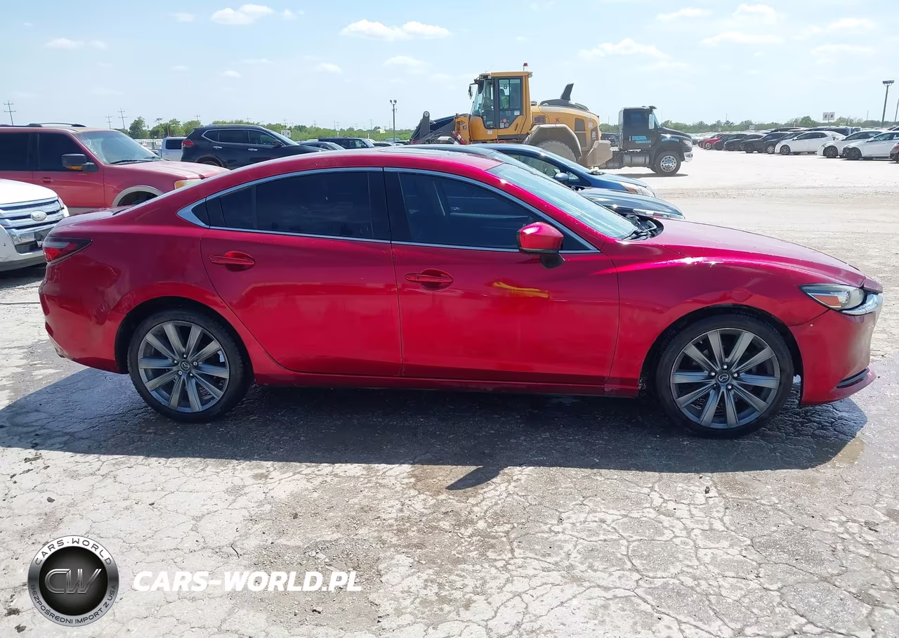2018 Mazda Mazda6 Touring VIN:JM1GL1VM4J1317637 - 13