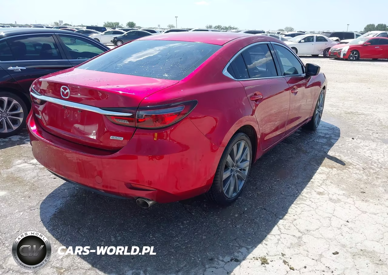 2018 Mazda Mazda6 Touring VIN:JM1GL1VM4J1317637 - 4