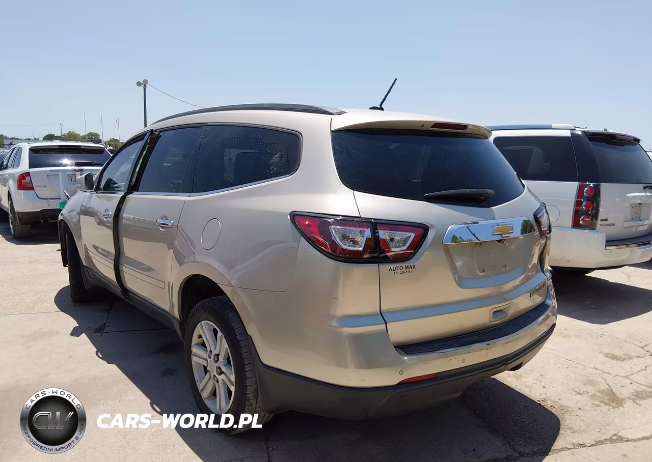 2014 Chevrolet Traverse Lt VIN:1GNKRGKD3EJ358600 - 3