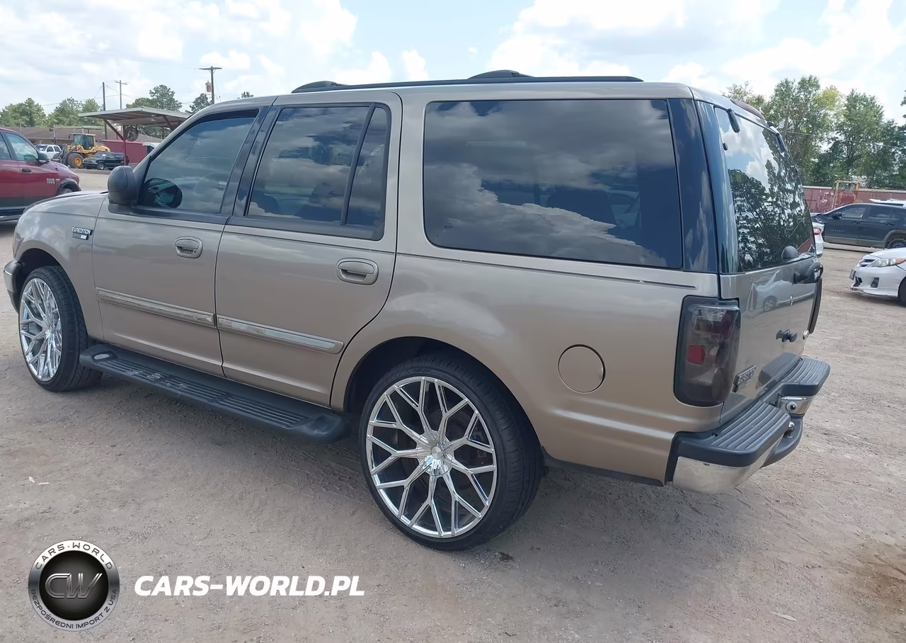 2002 Ford Expedition Xlt VIN:1FMRU15W62LA79878 - 3