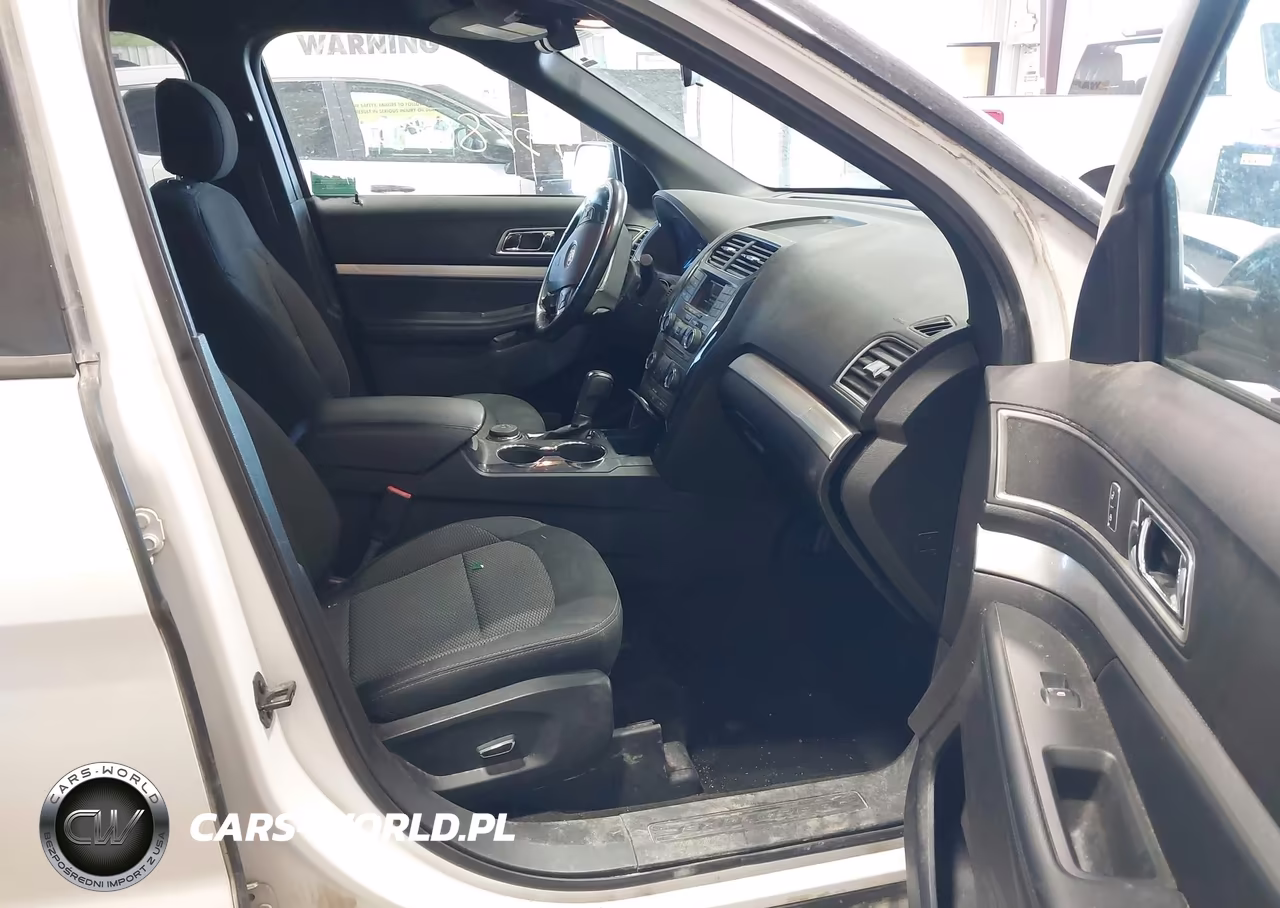 2017 Ford Explorer Xlt VIN:1FM5K8D82HGD65762 - 5