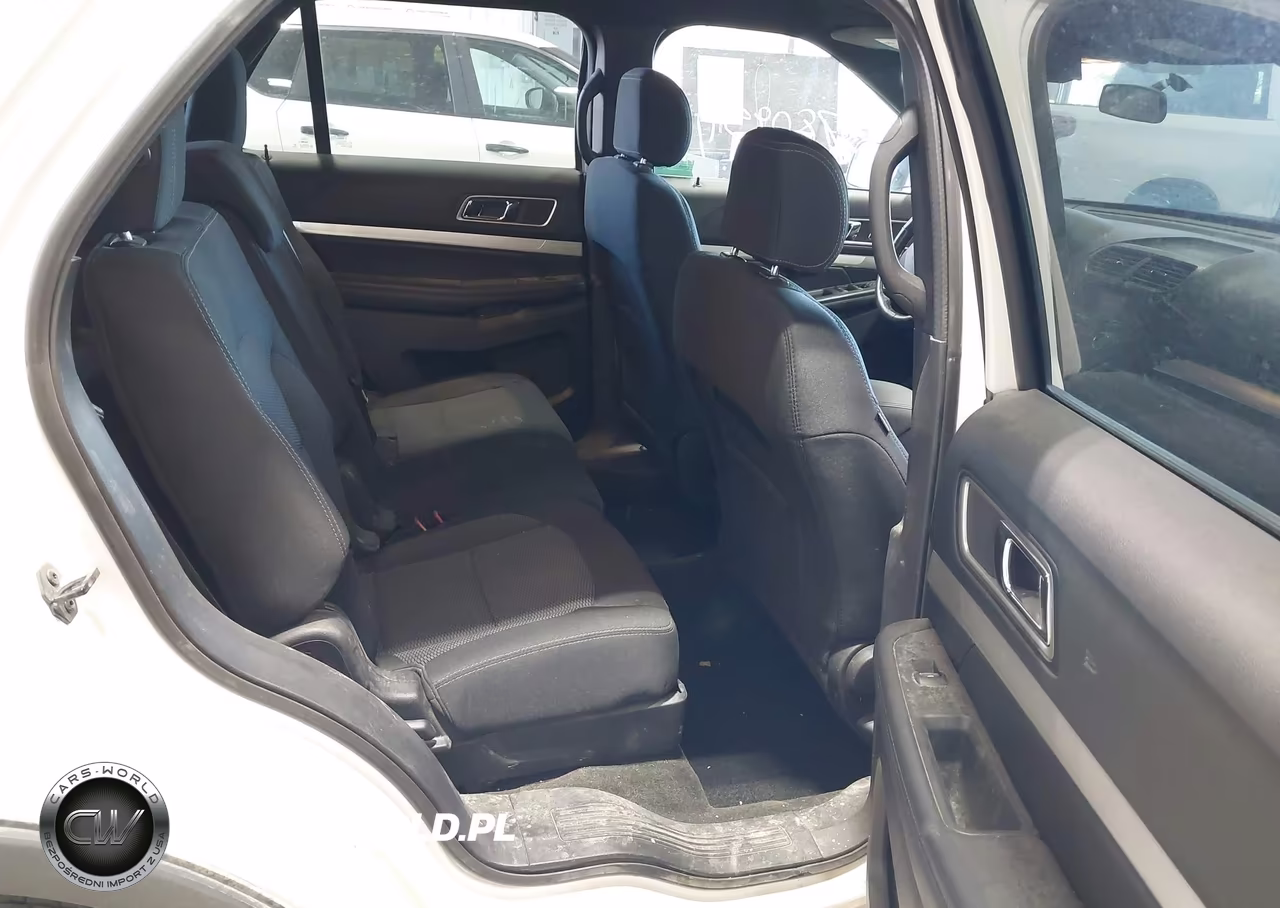2017 Ford Explorer Xlt VIN:1FM5K8D82HGD65762 - 8