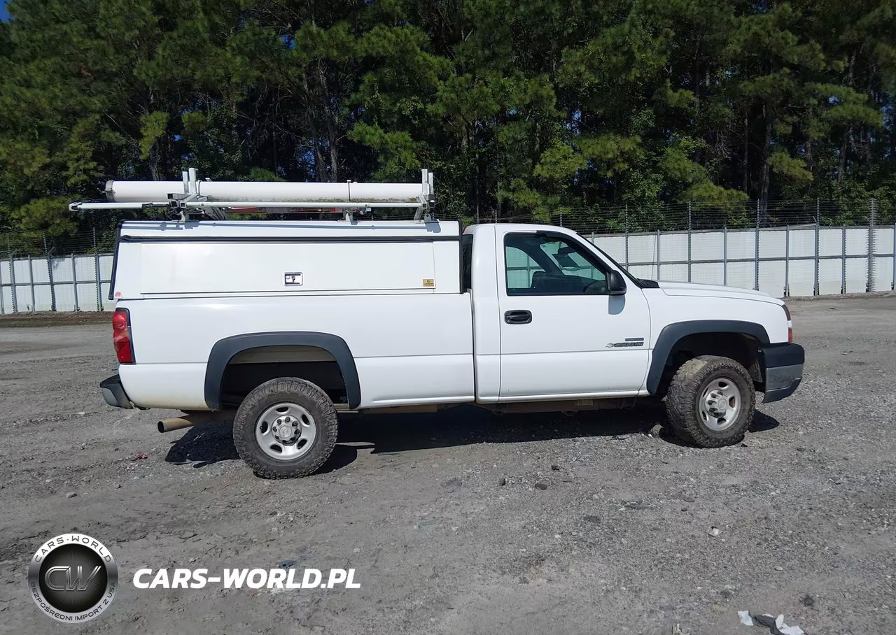 2006 Chevrolet Silverado C2500 Heavy Duty VIN:1GCHC24D56E258089 - 13