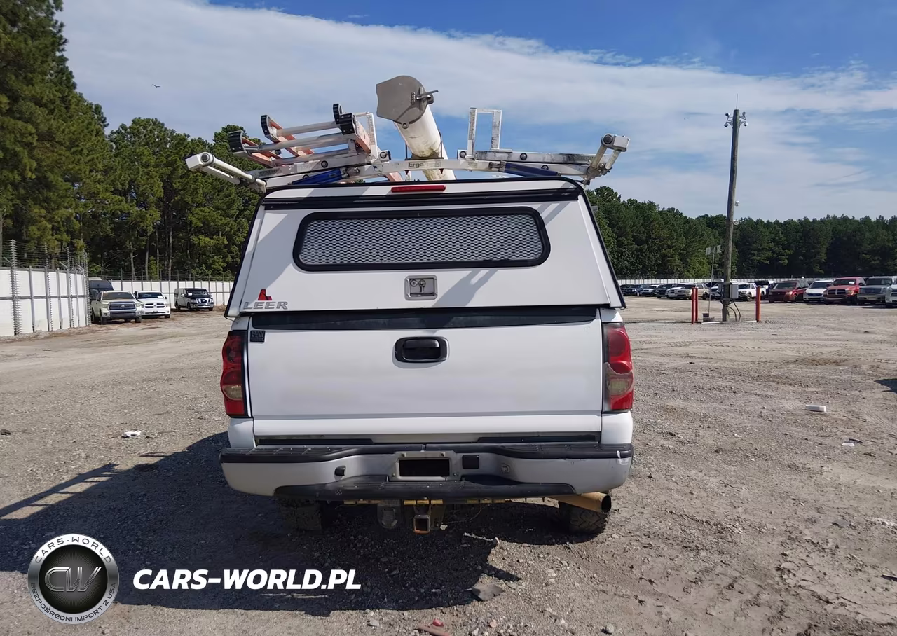 2006 Chevrolet Silverado C2500 Heavy Duty VIN:1GCHC24D56E258089 - 16