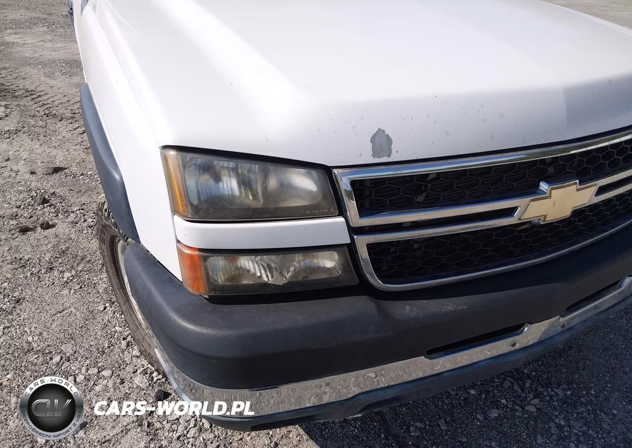 2006 Chevrolet Silverado C2500 Heavy Duty VIN:1GCHC24D56E258089 - 6