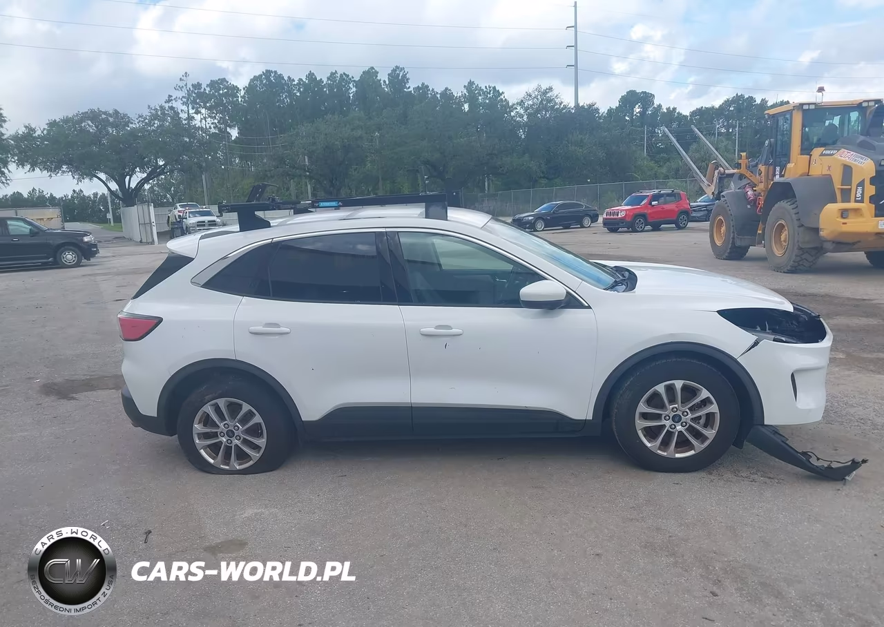 2020 Ford Escape Se VIN:1FMCU0G61LUB74017 - 14