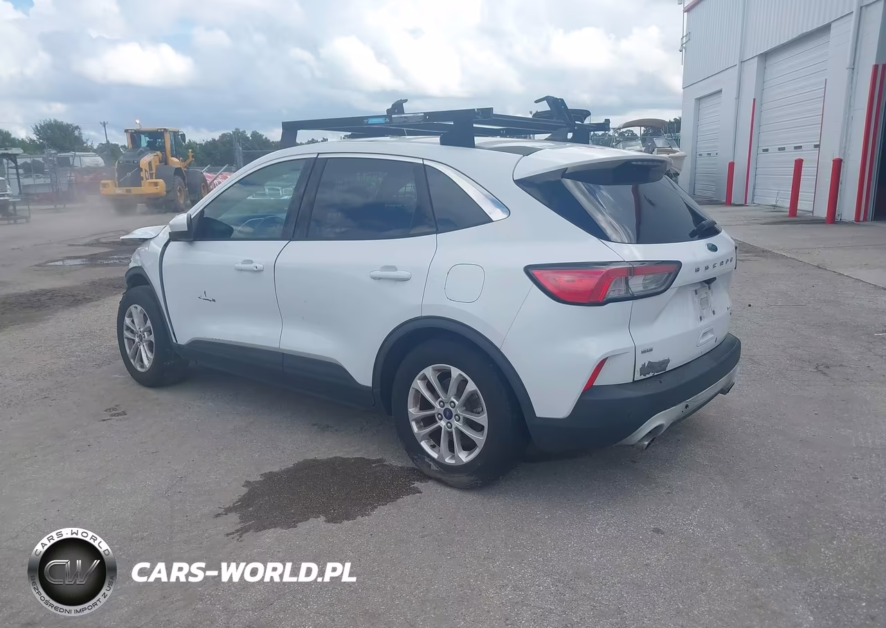 2020 Ford Escape Se VIN:1FMCU0G61LUB74017 - 3