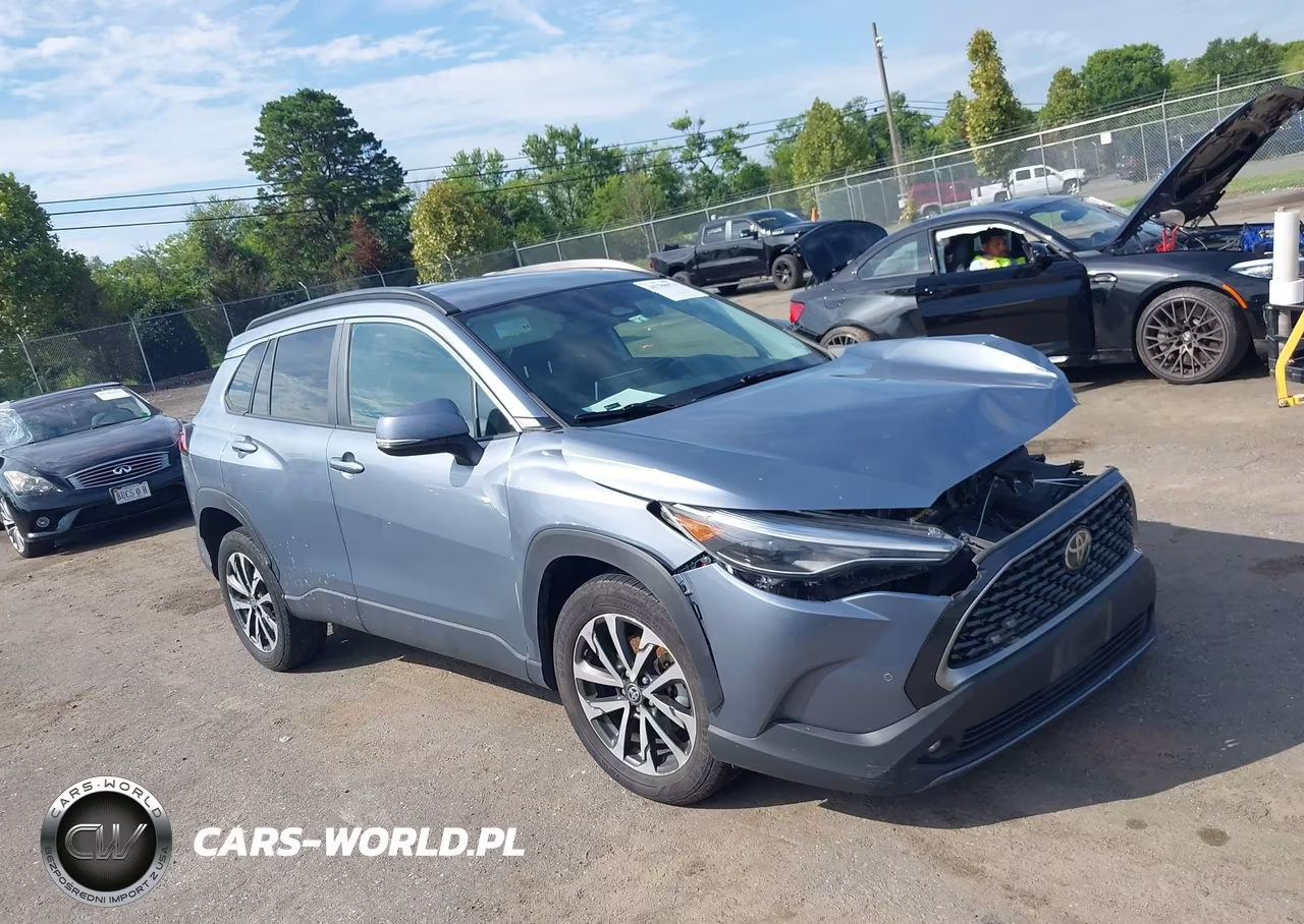 2024 Toyota Corolla Cross Xle – zdjęcie 1 z 17