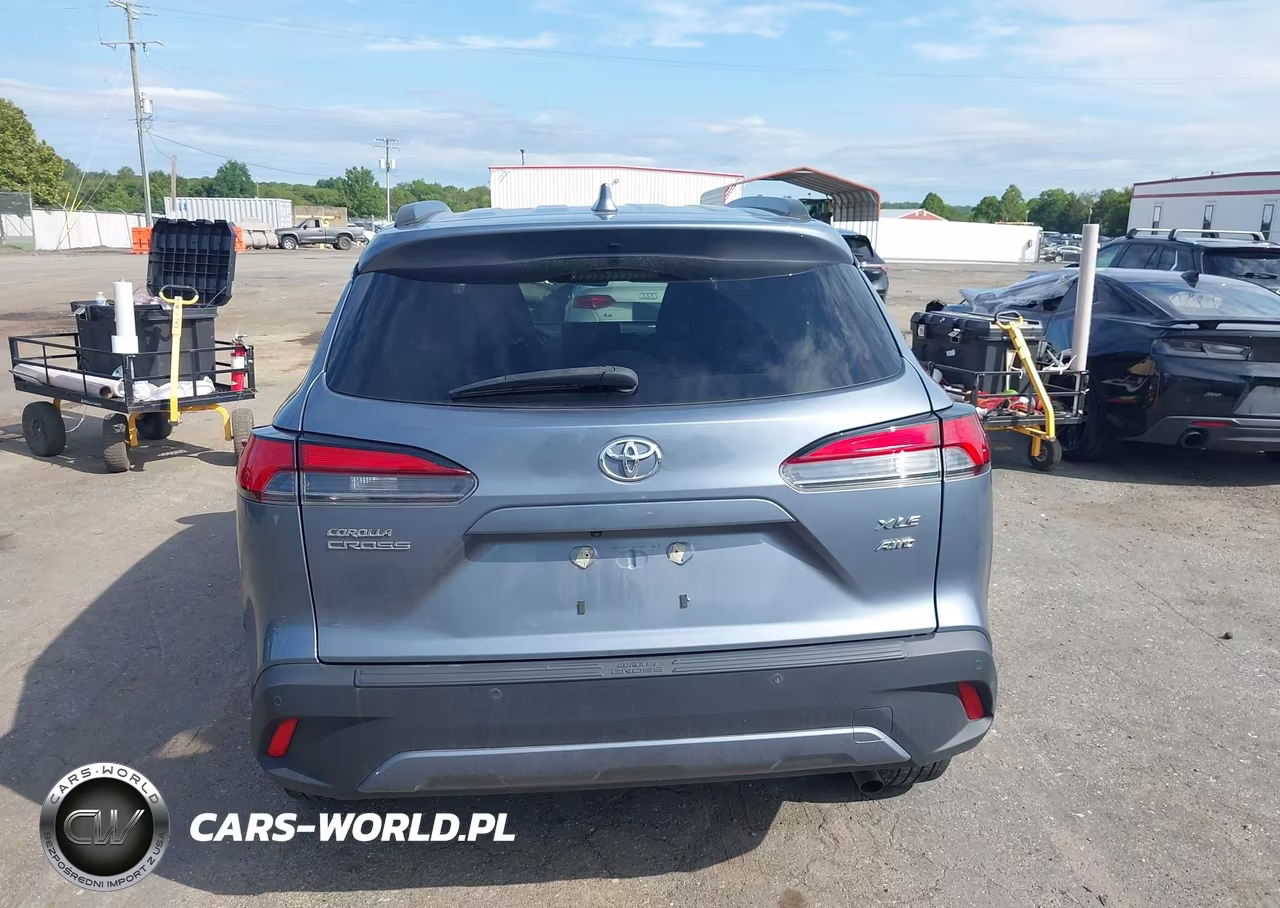 2024 Toyota Corolla Cross Xle VIN:7MUDAABG0RV082925 - 17