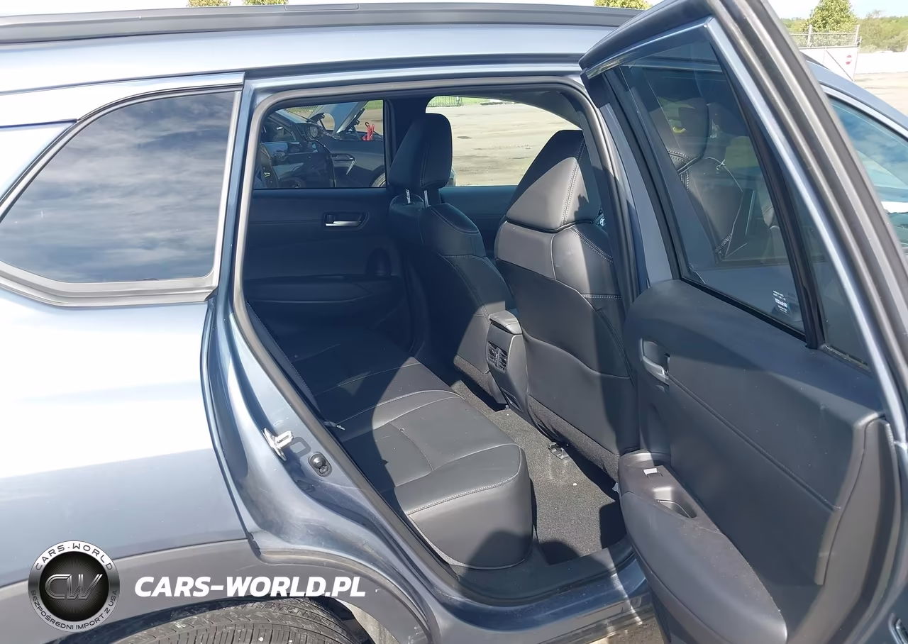 2024 Toyota Corolla Cross Xle VIN:7MUDAABG0RV082925 - 8
