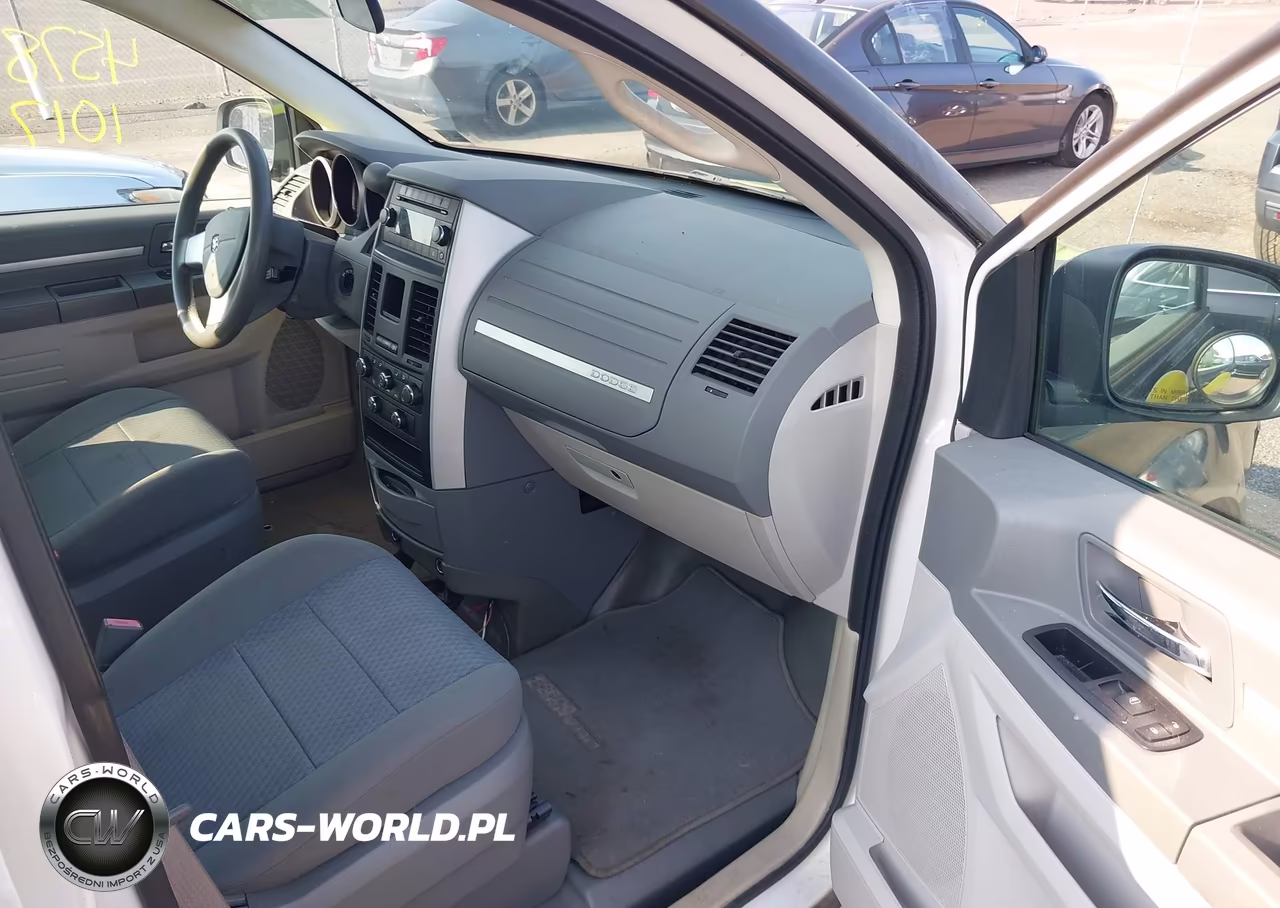 2010 Dodge Grand Caravan Se VIN:2D4RN4DE1AR396679 - 5