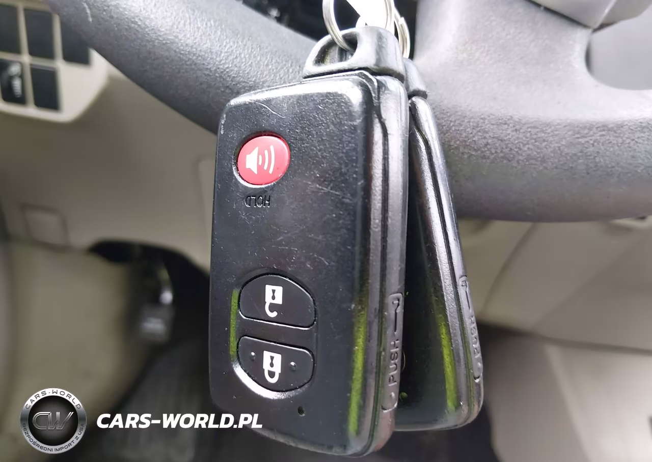 2012 Toyota Prius Two VIN:JTDKN3DU9C1560705 - 11