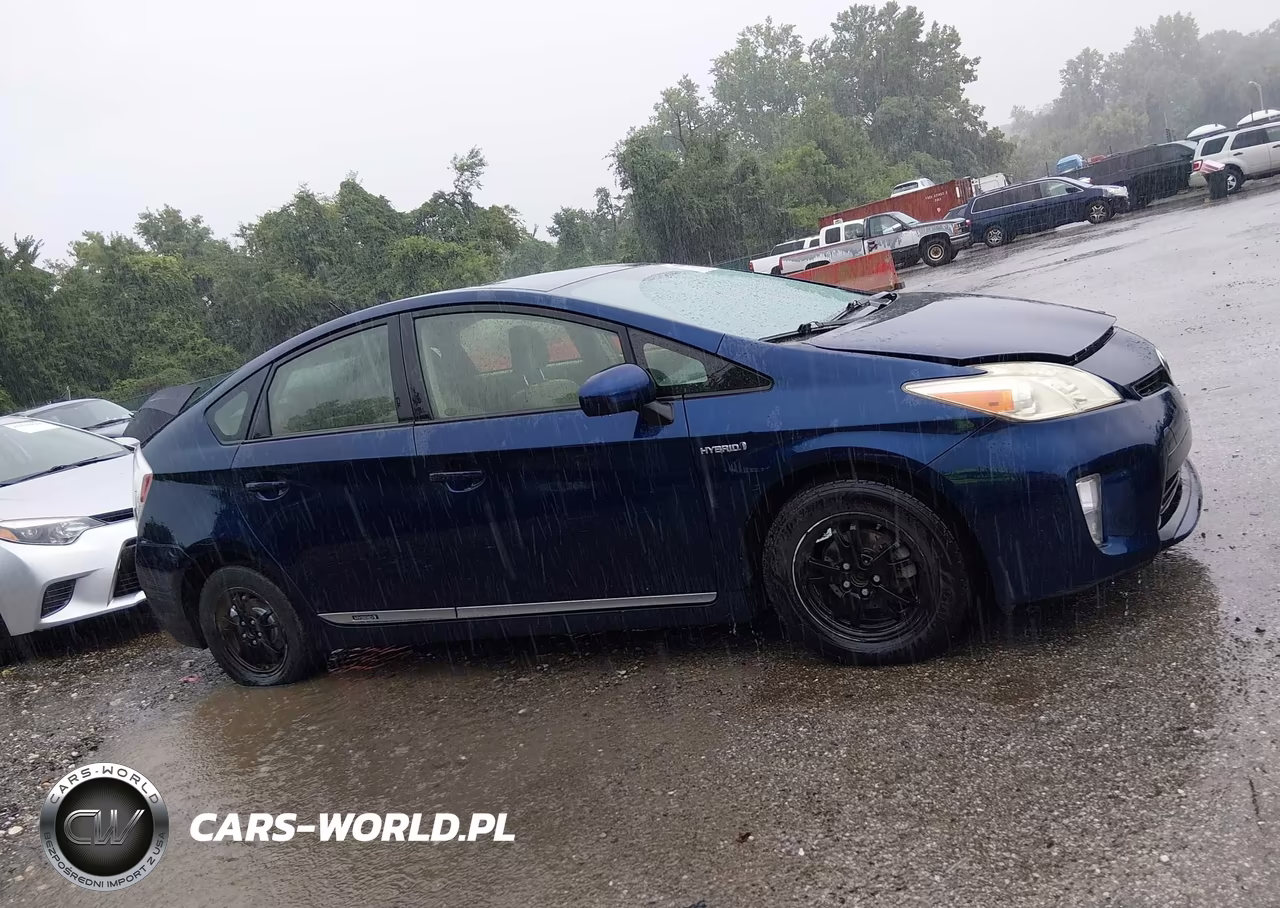 2012 Toyota Prius Two VIN:JTDKN3DU9C1560705 - 13