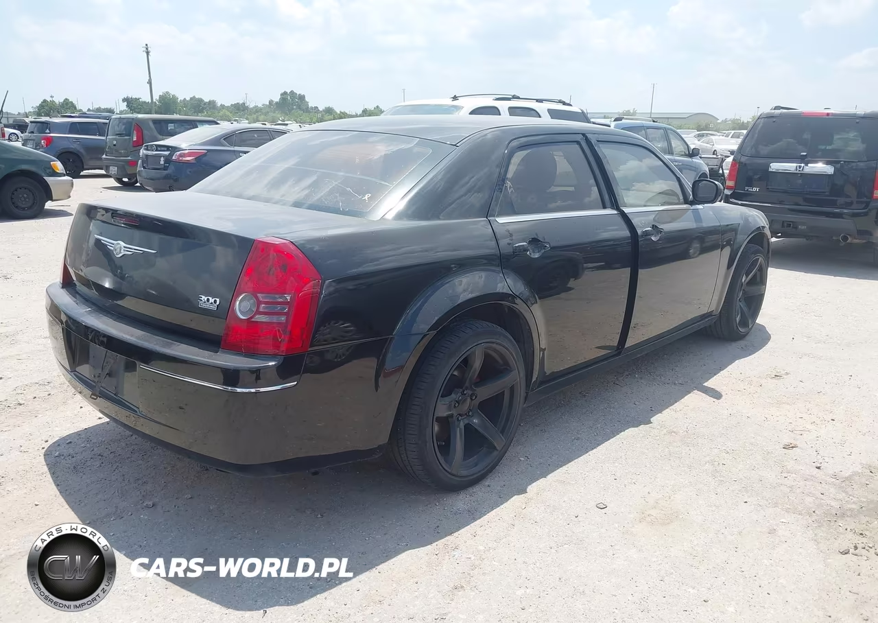 2010 Chrysler 300 Touring VIN:2C3CA4CD1AH328450 - 4