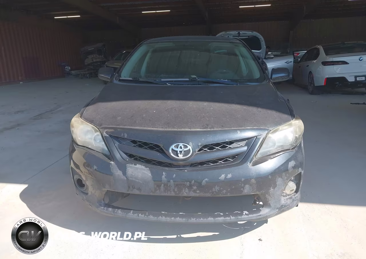 2013 Toyota Corolla S VIN:2T1BU4EE1DC981914 - 13