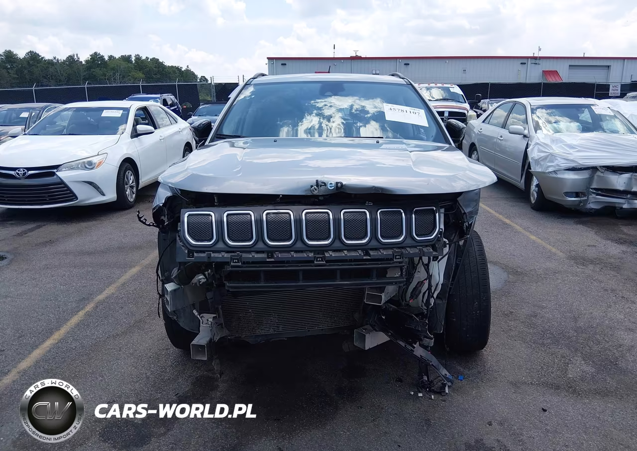 2022 Jeep Compass Latitude Lux 4X4 VIN:3C4NJDFBXNT221649 - 13