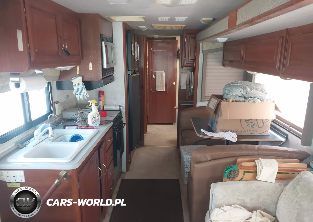 2002 Workhorse W22 VIN:5B4MP67G323349633 - 8