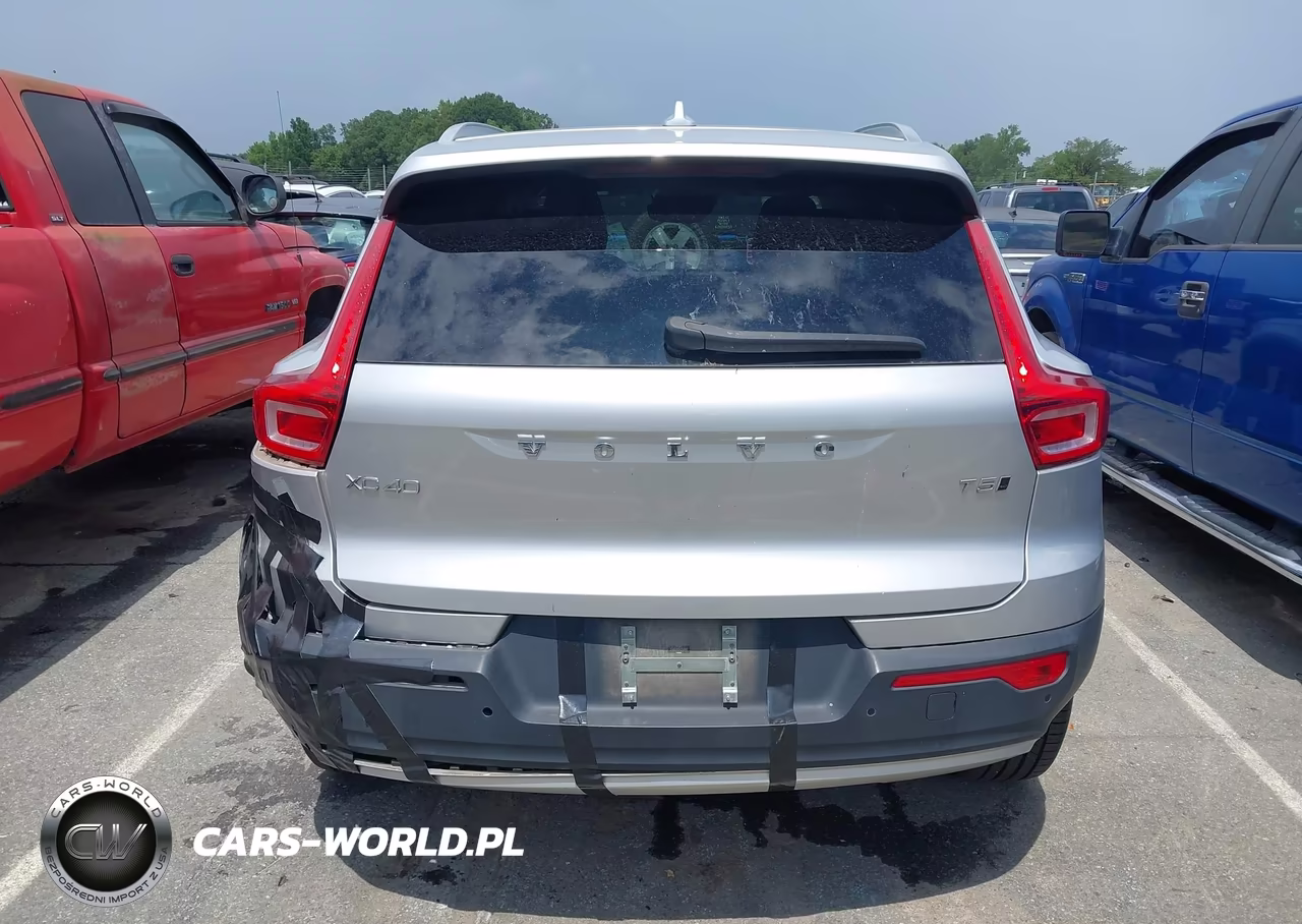 2019 Volvo Xc40 T5 Momentum VIN:YV4162UK5K2133643 - 16