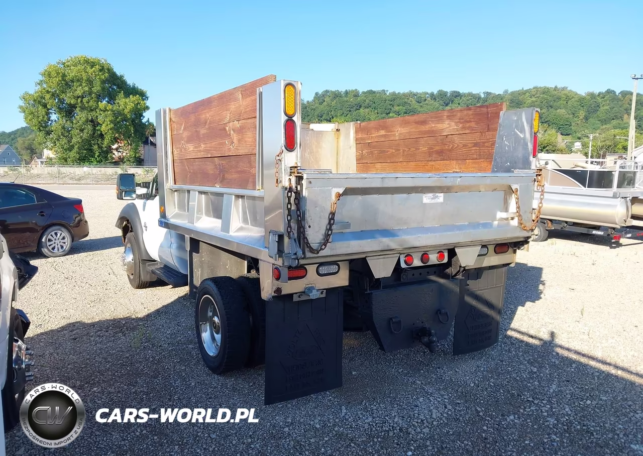 2014 Ford F-550 Chassis Xl VIN:1FDUF5HT9EEB67085 - 3
