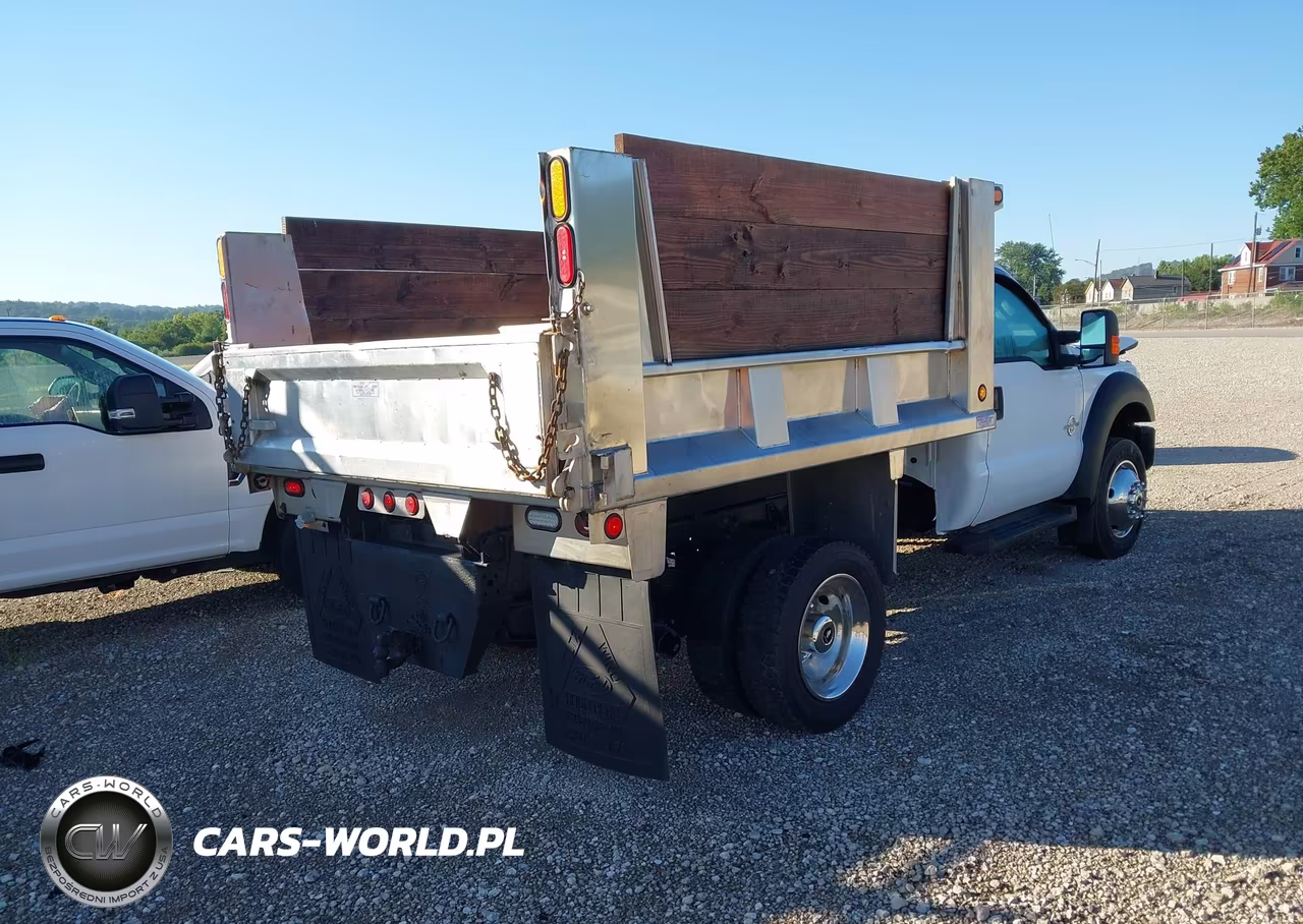 2014 Ford F-550 Chassis Xl VIN:1FDUF5HT9EEB67085 - 4