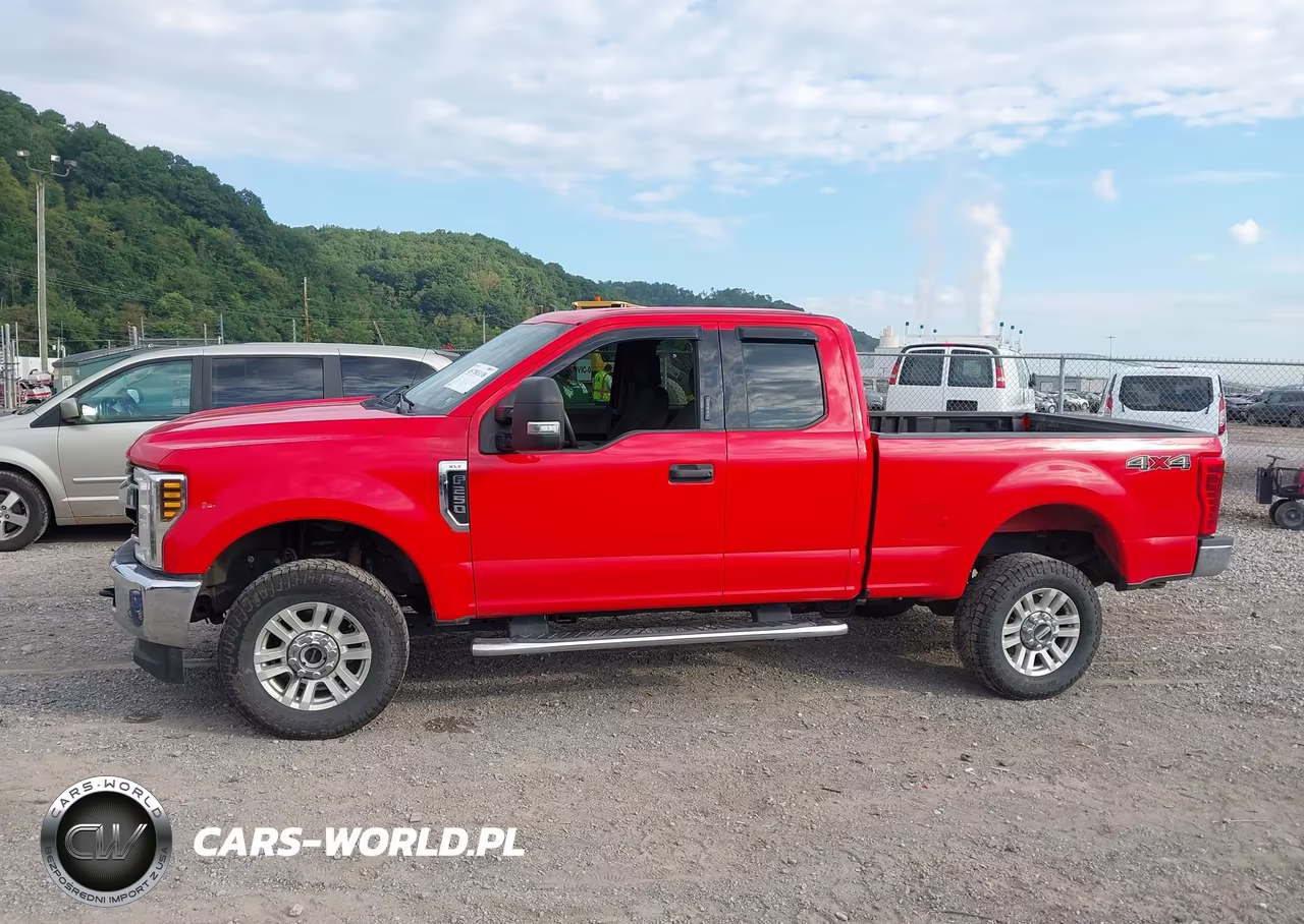 2018 Ford F-250 Xlt VIN:1FT7X2B67JEB36962 - 15