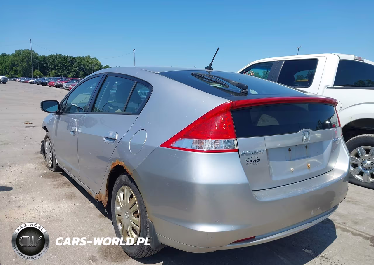 2010 Honda Insight Lx VIN:JHMZE2H51AS008200 - 3