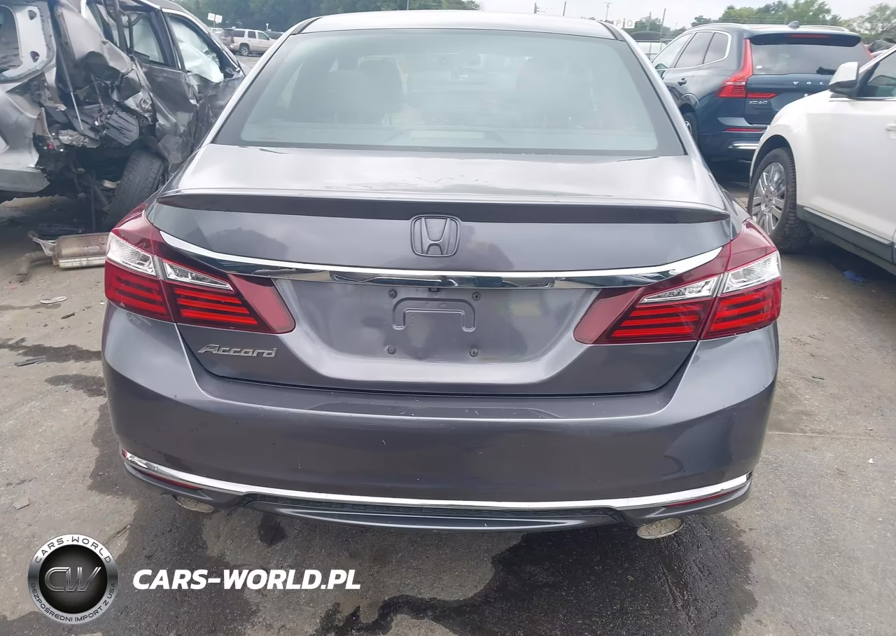 2017 Honda Accord Sport Se VIN:1HGCR2F12HA120078 - 17