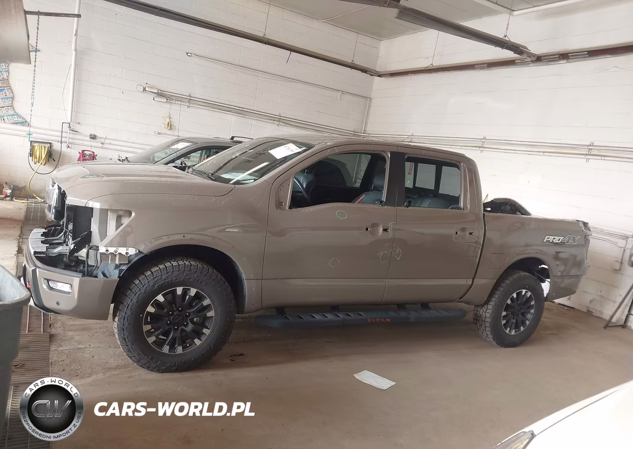 2021 Nissan Titan Pro-4X 4X4 VIN:1N6AA1ED4MN517584 - 14