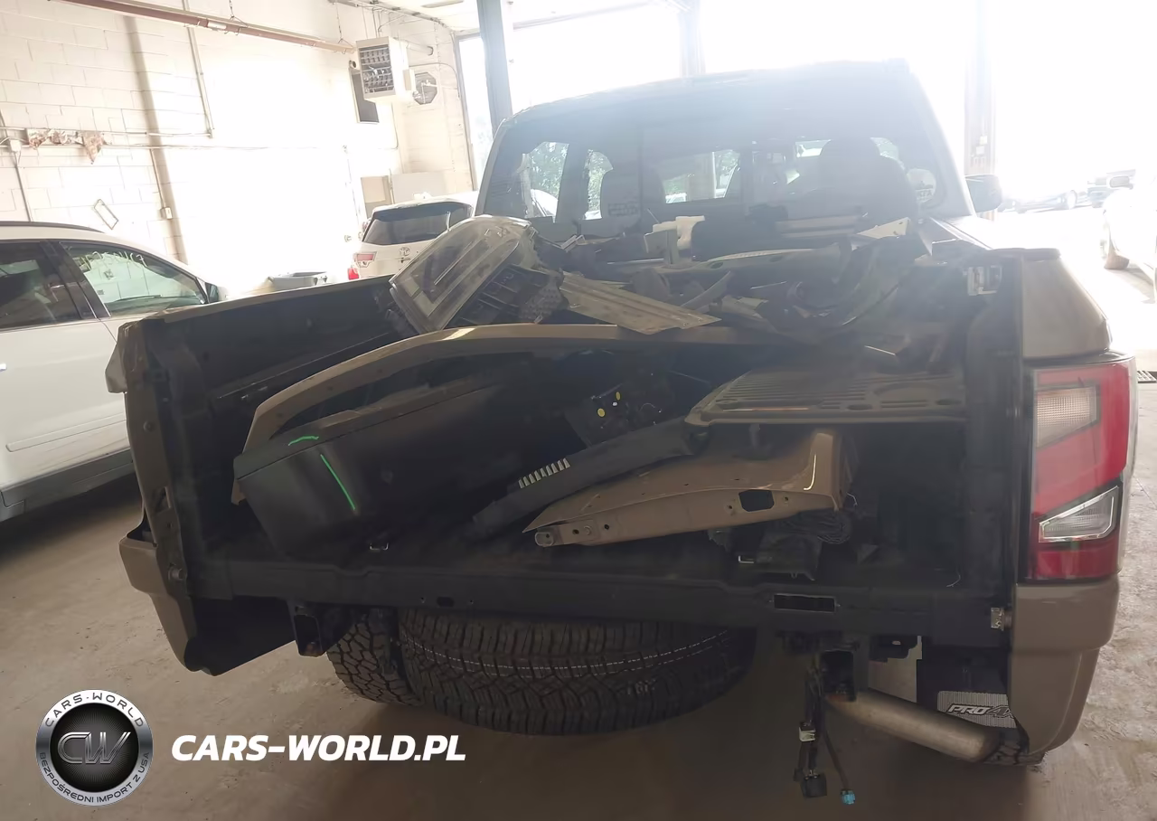 2021 Nissan Titan Pro-4X 4X4 VIN:1N6AA1ED4MN517584 - 16