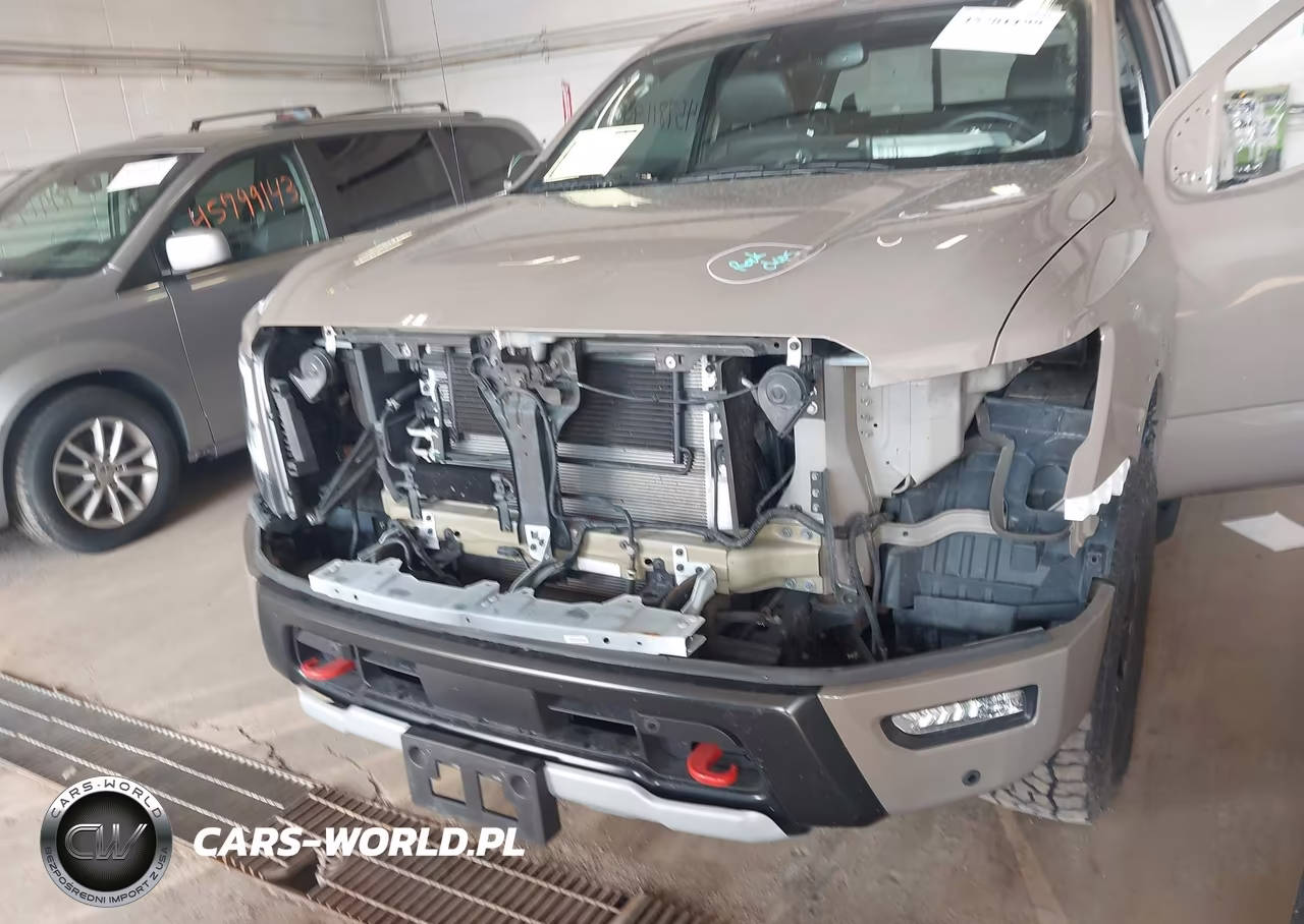 2021 Nissan Titan Pro-4X 4X4 VIN:1N6AA1ED4MN517584 - 6