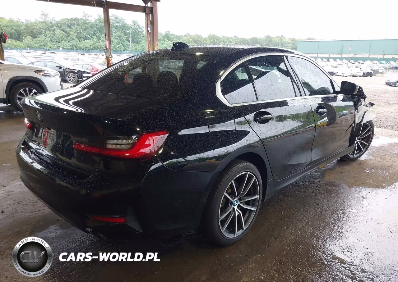 2019 BMW 330I xDrive VIN:WBA5R7C59KFH01552 - 4