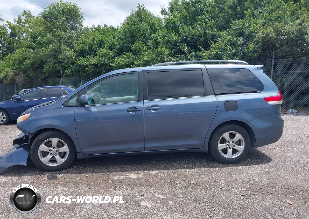2014 Toyota Sienna Le V6 8 Passenger VIN:5TDKK3DC5ES478945 - 15