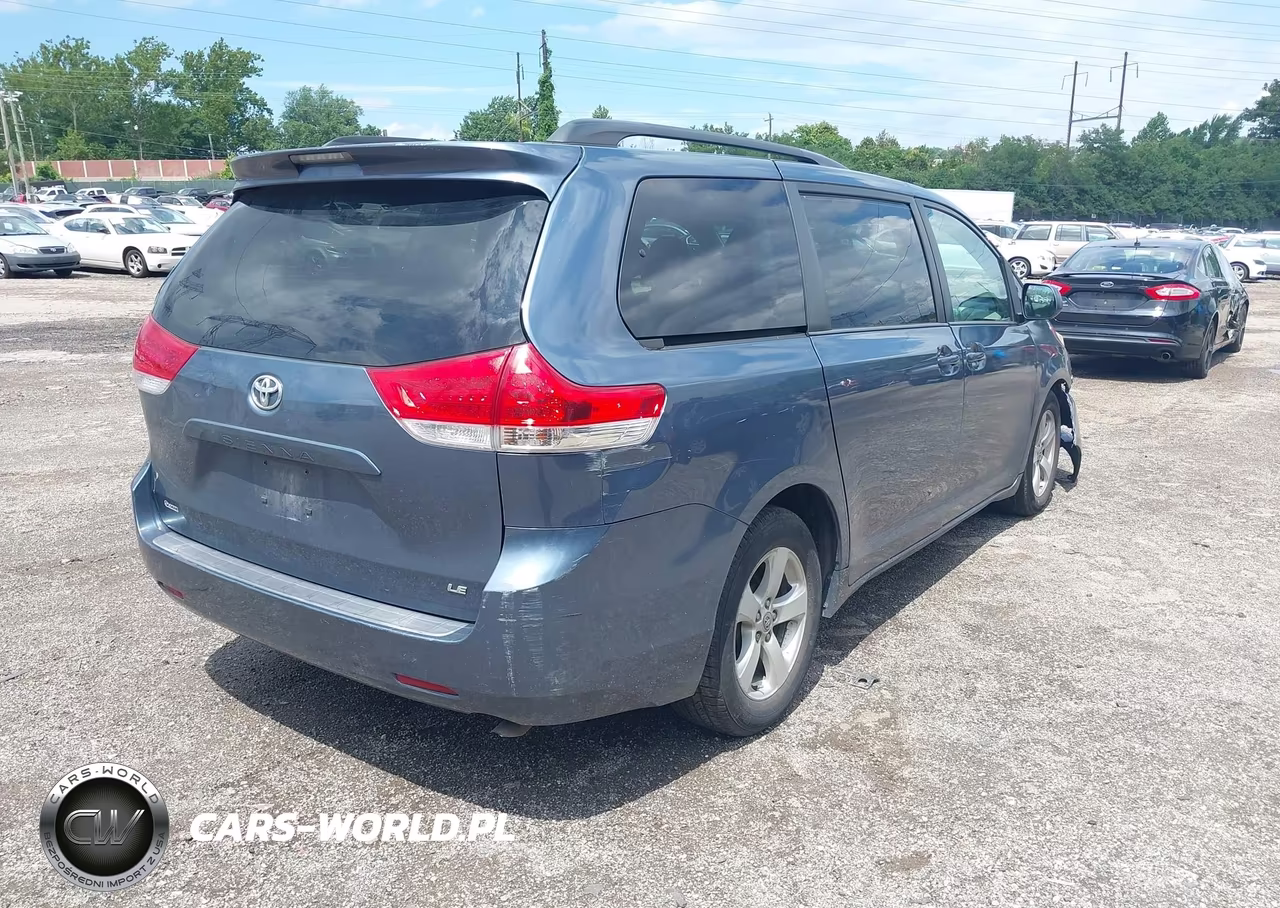 2014 Toyota Sienna Le V6 8 Passenger VIN:5TDKK3DC5ES478945 - 4