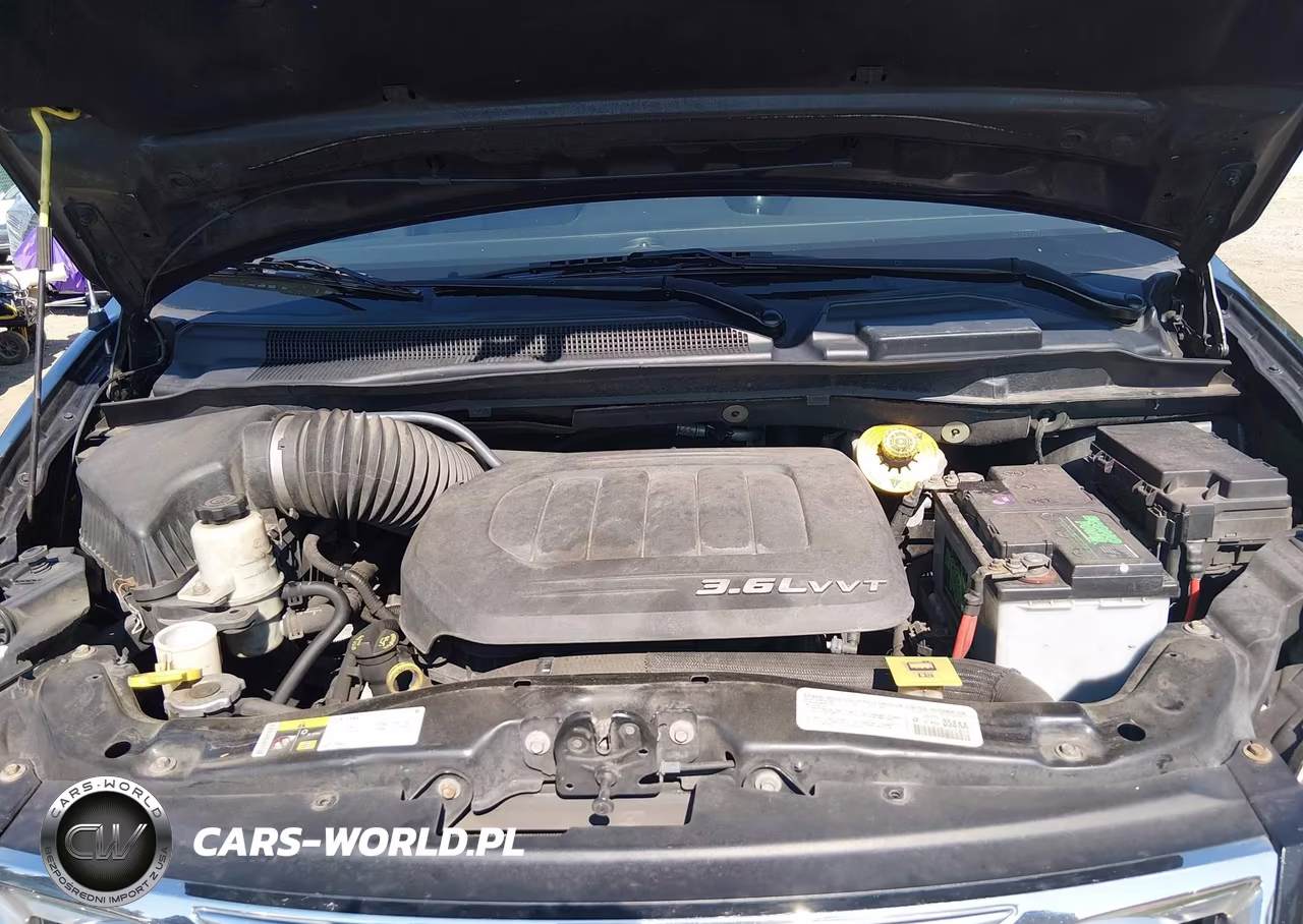 2014 Chrysler Town & Country Touring VIN:2C4RC1BG0ER408249 - 10