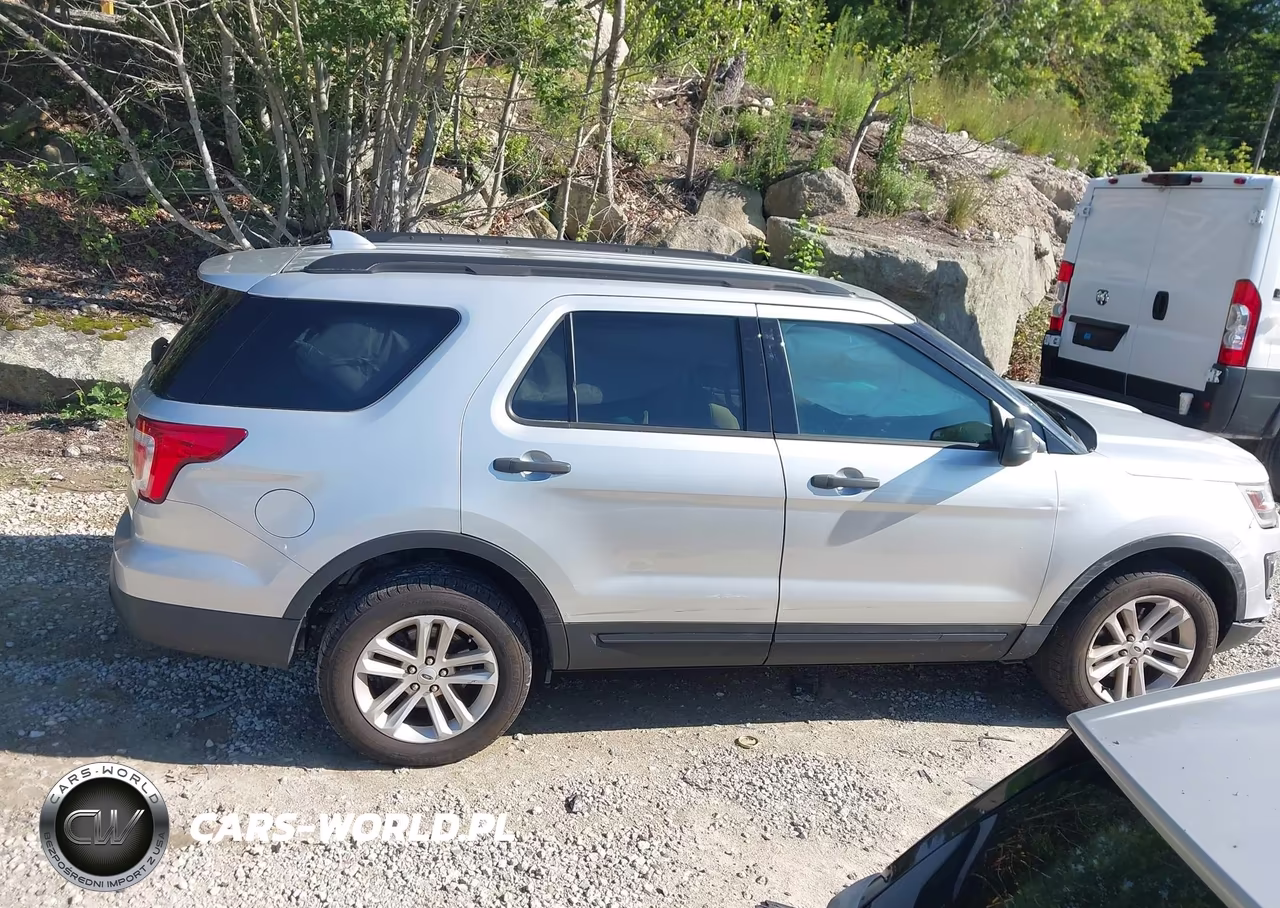 2017 Ford Explorer VIN:1FM5K8BH9HGB48471 - 13