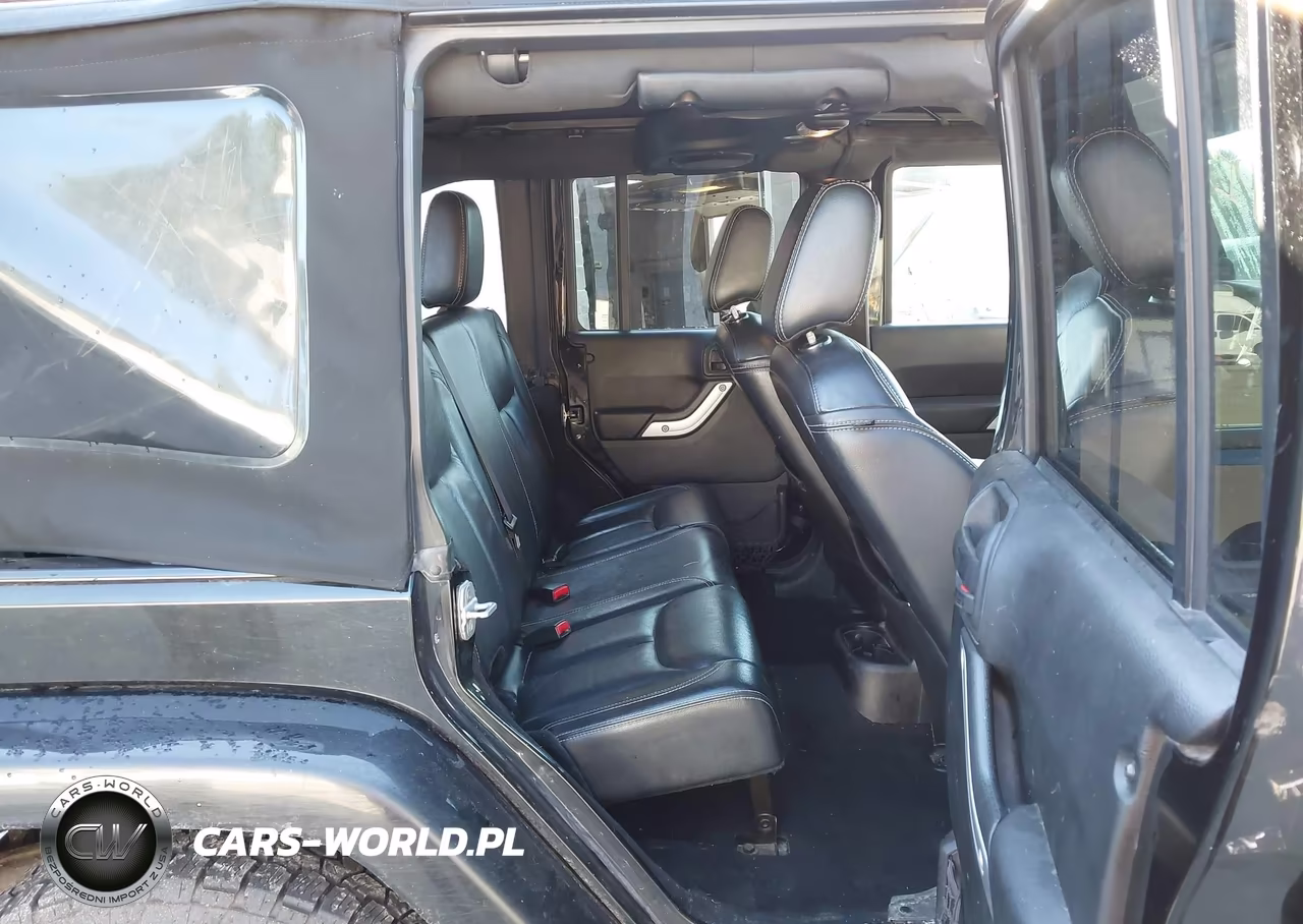 2014 Jeep Wrangler Unlimited Sahara VIN:1C4HJWEG9EL117395 - 8