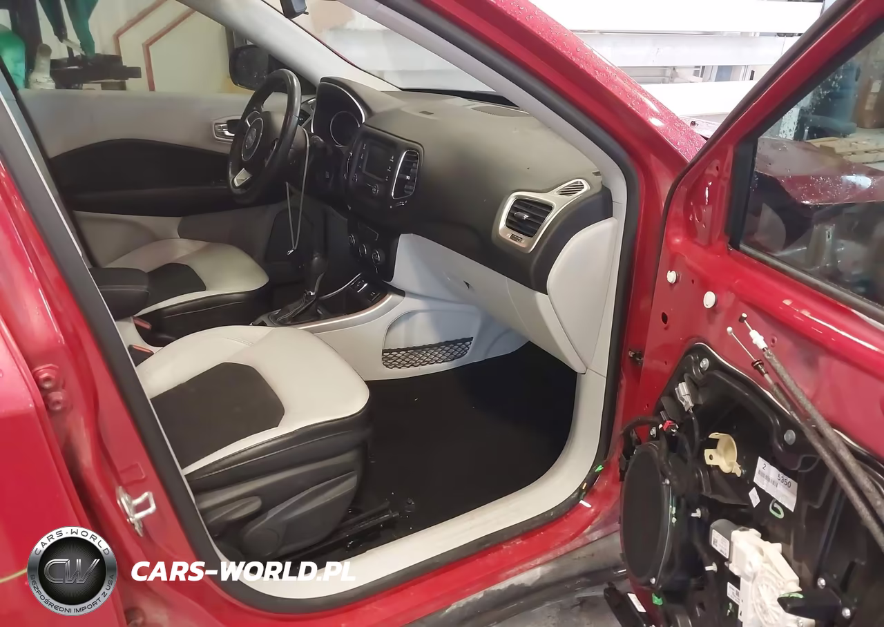 2018 Jeep Compass Sun And Wheel Fwd VIN:3C4NJCBB1JT469508 - 5