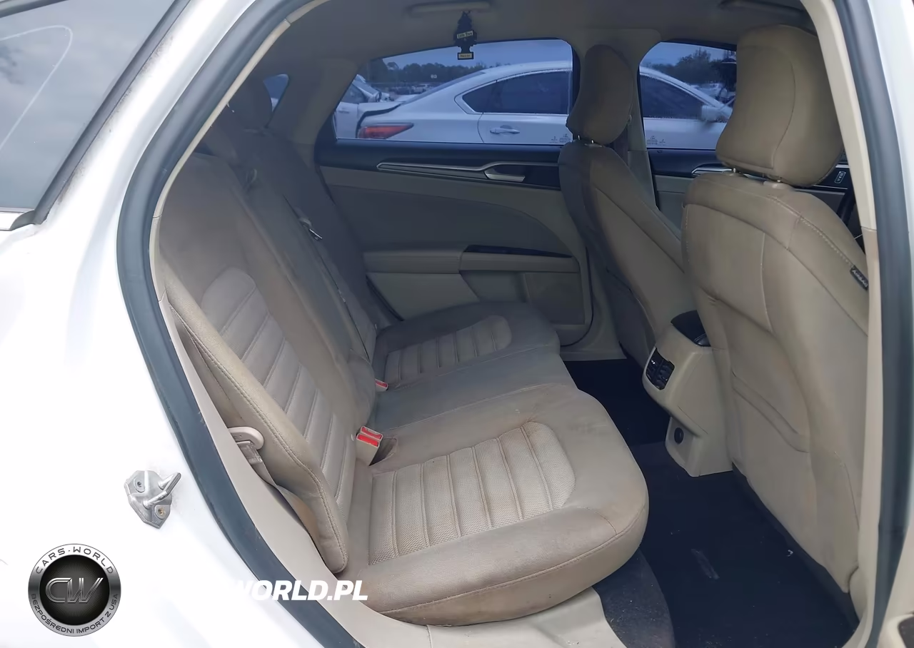2017 Ford Fusion Se VIN:3FA6P0H71HR237444 - 8