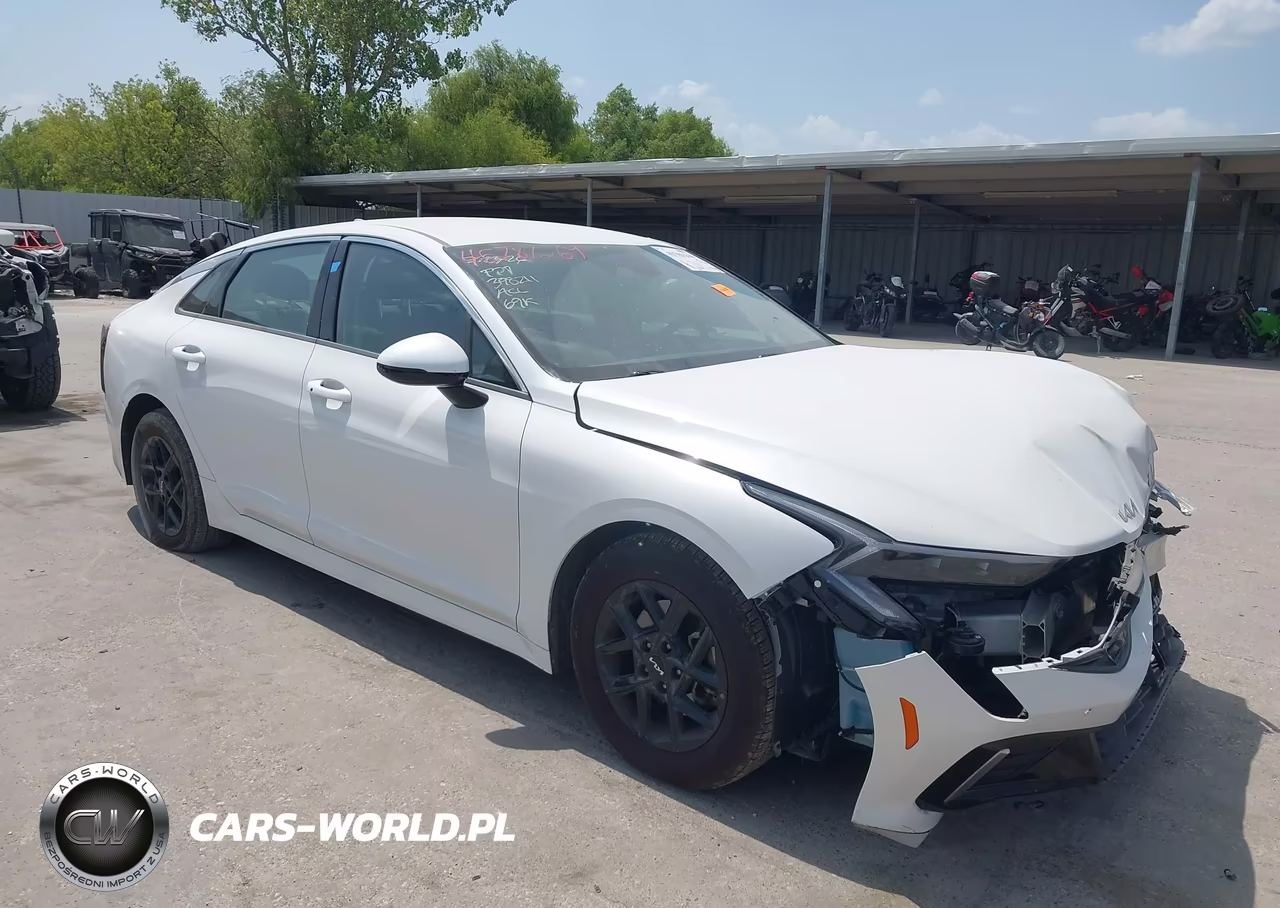 2025 Kia K5 Lxs VIN:KNAG24J7XS5325186 - 1