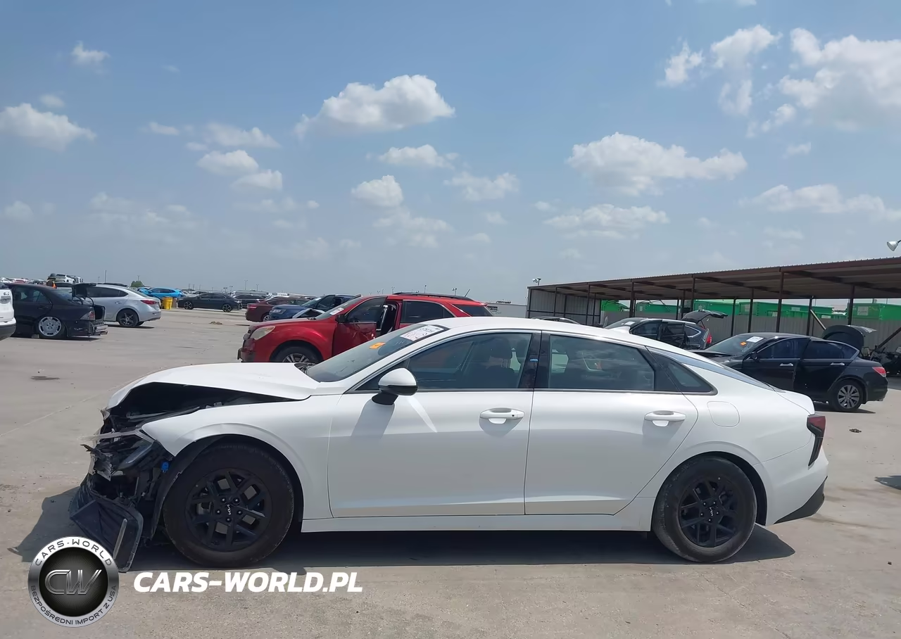 2025 Kia K5 Lxs VIN:KNAG24J7XS5325186 - 14