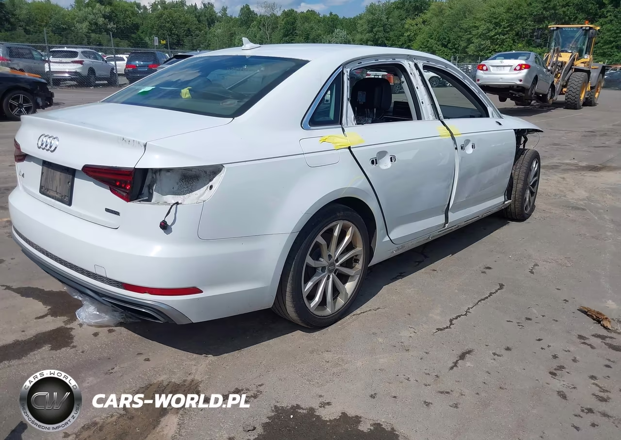2019 Audi A4 45 Premium VIN:WAUDNAF45KN014272 - 4