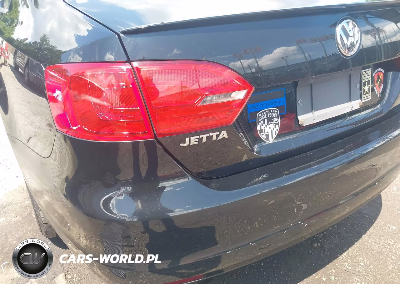 2013 Volkswagen Jetta 2.0L Tdi VIN:3VWLL7AJ2DM366109 - 18
