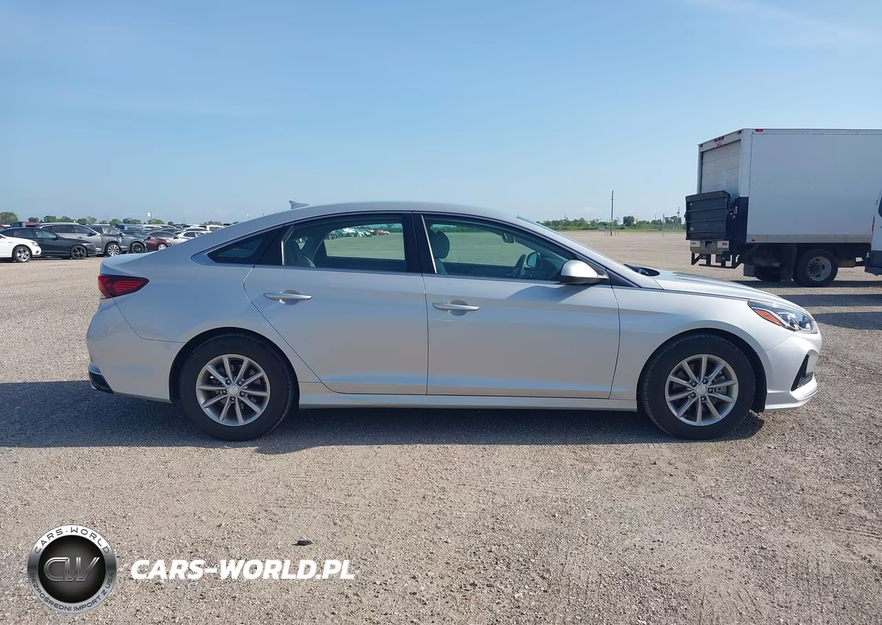 2019 Hyundai Sonata Eco VIN:5NPE24AA8KH803255 - 13