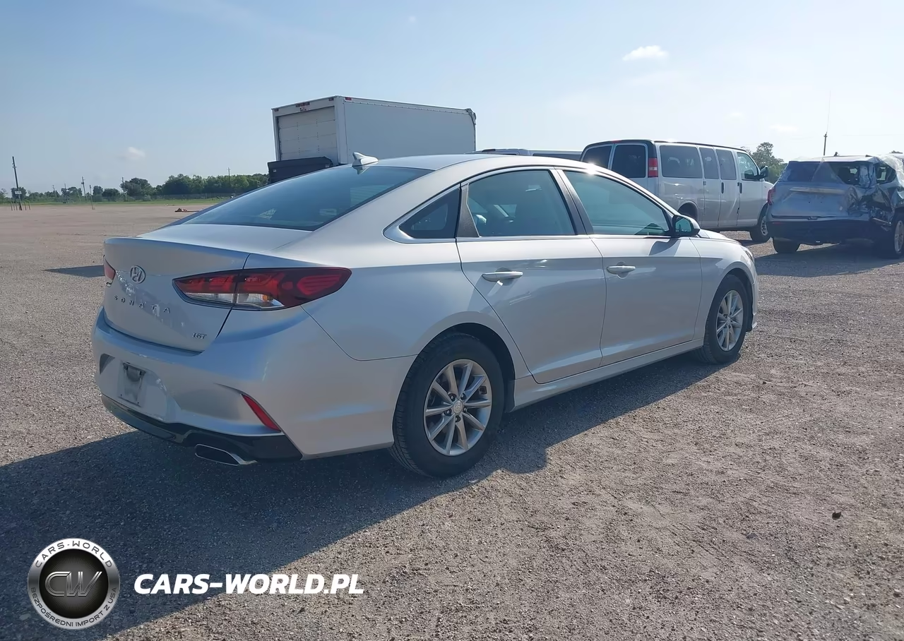 2019 Hyundai Sonata Eco VIN:5NPE24AA8KH803255 - 4