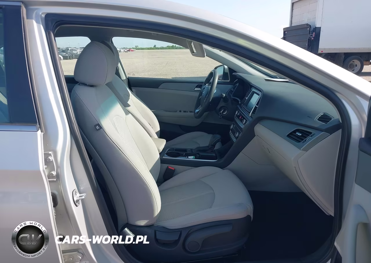 2019 Hyundai Sonata Eco VIN:5NPE24AA8KH803255 - 5
