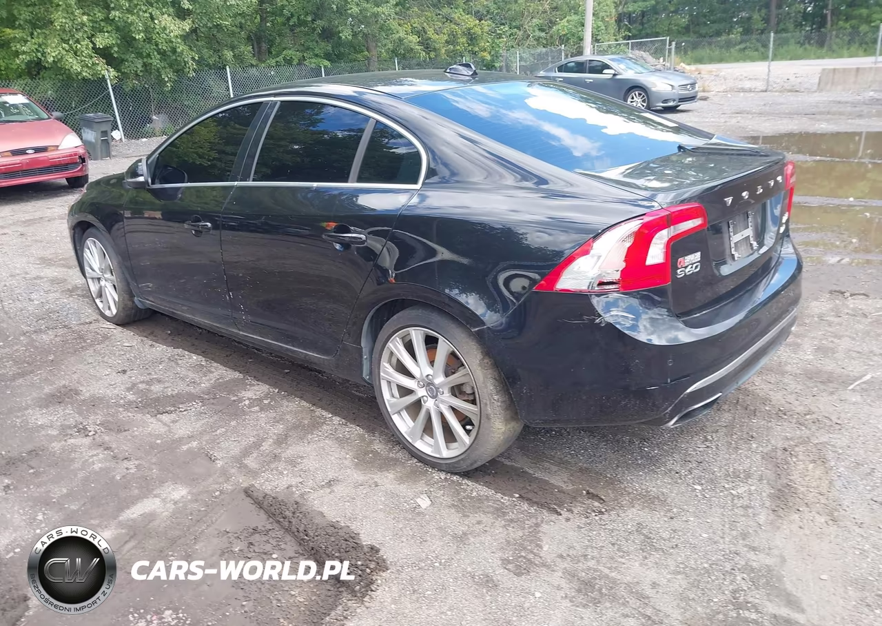2016 Volvo S60 Inscription T5 Drive-E Premier VIN:LYV402FK3GB099450 - 3
