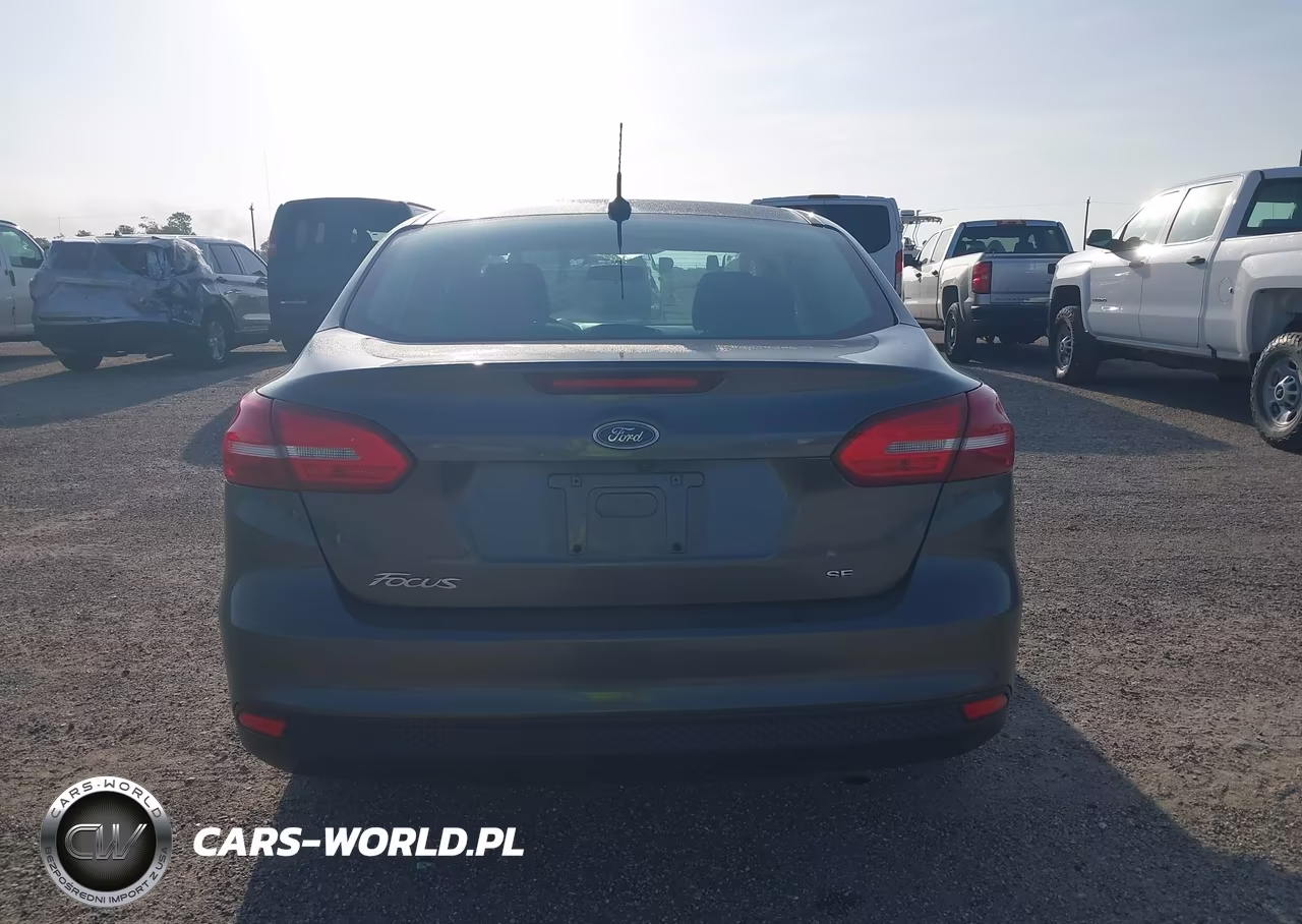 2018 Ford Focus Se VIN:1FADP3F25JL317172 - 16