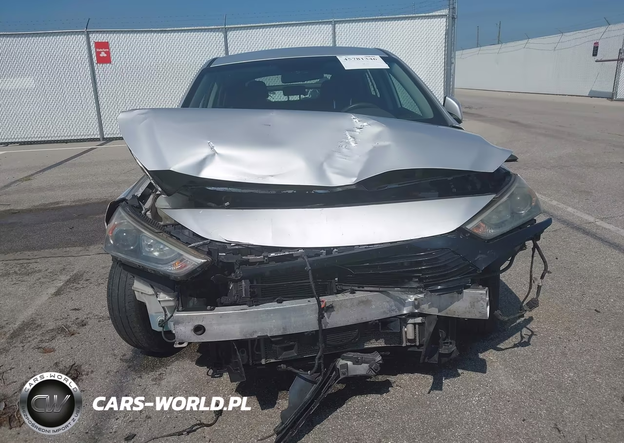 2018 Hyundai Ioniq Hybrid Sel VIN:KMHC75LC8JU067995 - 6