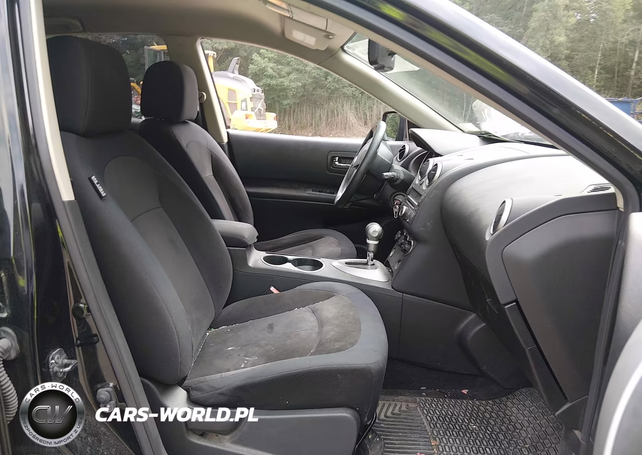 2010 Nissan Rogue S VIN:JN8AS5MV8AW128359 - 5