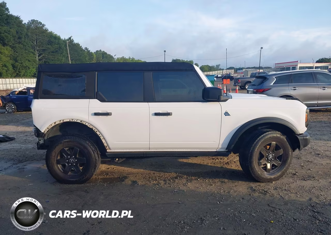 2023 Ford Bronco Black Diamond VIN:1FMEE5DHXPLB35415 - 14